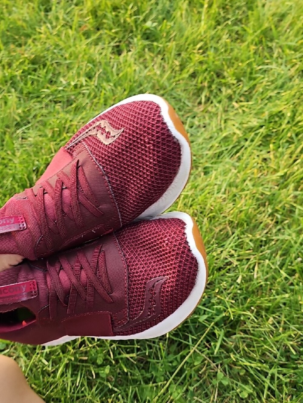Saucony Burgundy Mesh Slip-On Runner Women's Size 8.5 - Picture 9 of 9